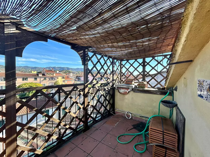 Immagine 23 di Quadrilocale in vendita  a Sarzana