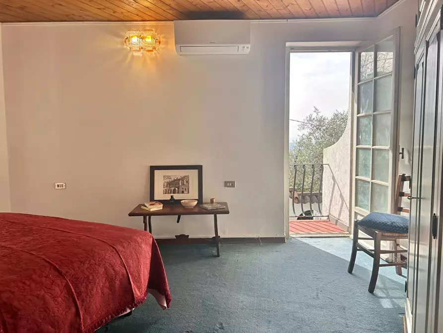 Immagine 69 di Casa indipendente in vendita  a Castelnuovo Magra