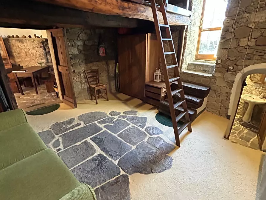 Immagine 31 di Casa indipendente in vendita  in Località Luscignano 18 a Casola In Lunigiana