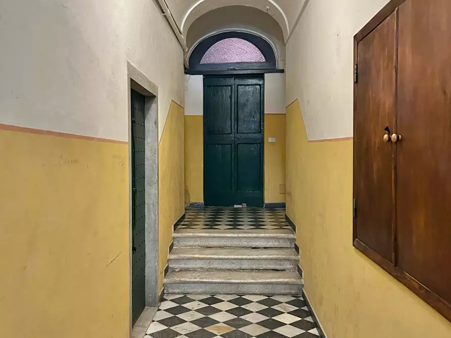 Immagine 26 di Quadrilocale in vendita  a Sarzana