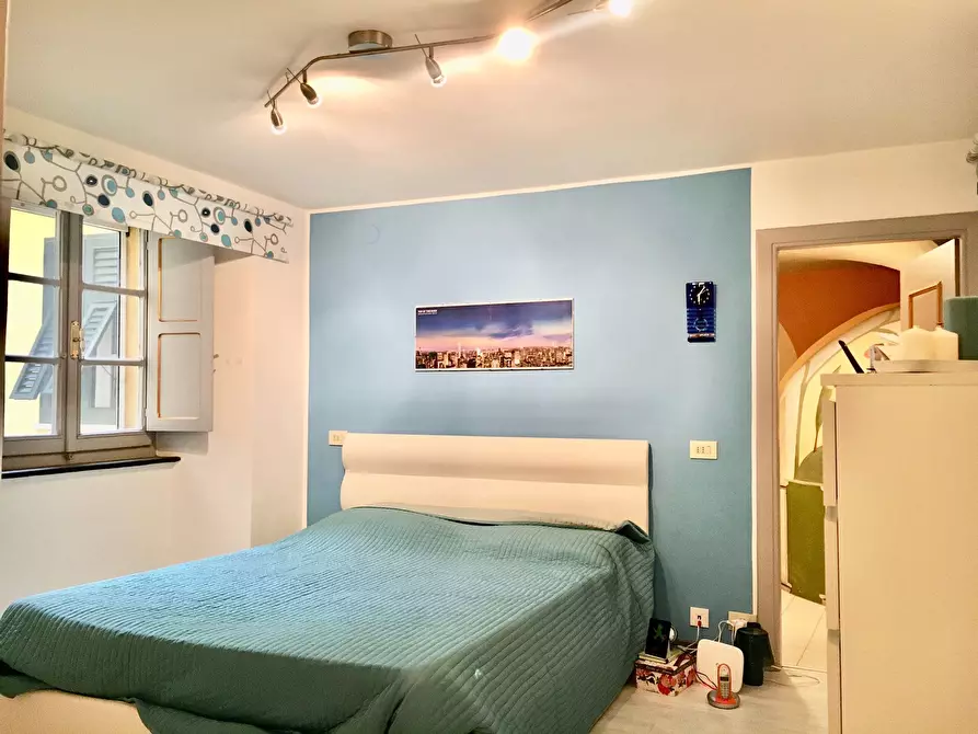 Immagine 20 di Trilocale in vendita  a Sarzana