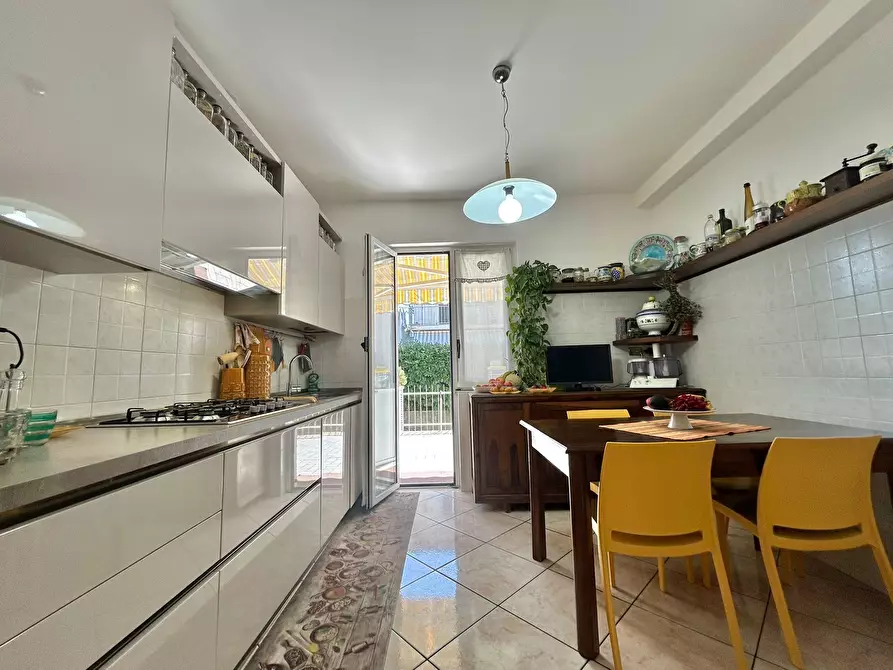 Immagine 35 di Porzione di casa in vendita  a Fosdinovo