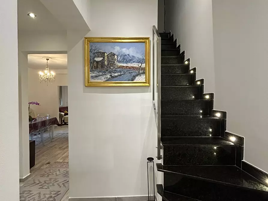 Immagine 17 di Quadrilocale in vendita  a Sarzana