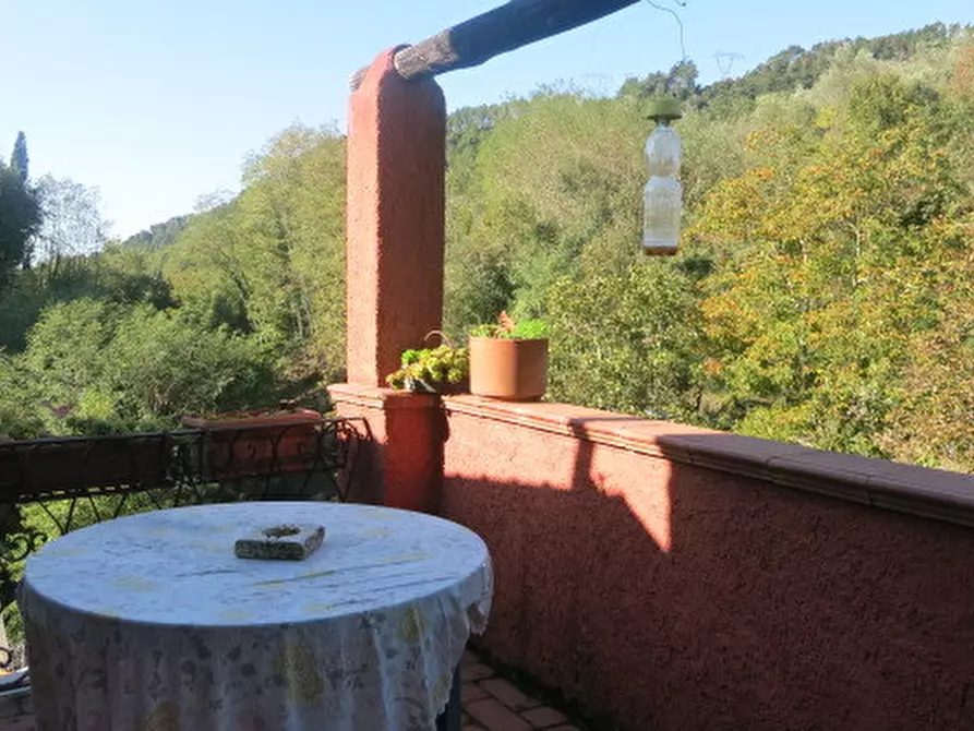 Immagine 10 di Rustico / casale in vendita  a Fosdinovo