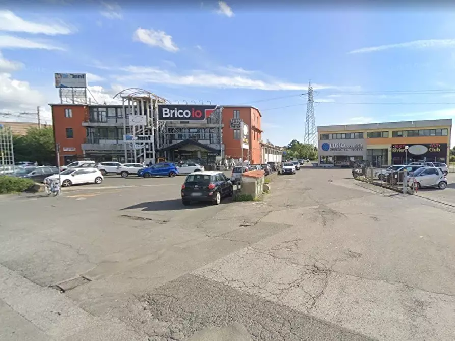 Immagine 1 di Ufficio in affitto  a Sarzana