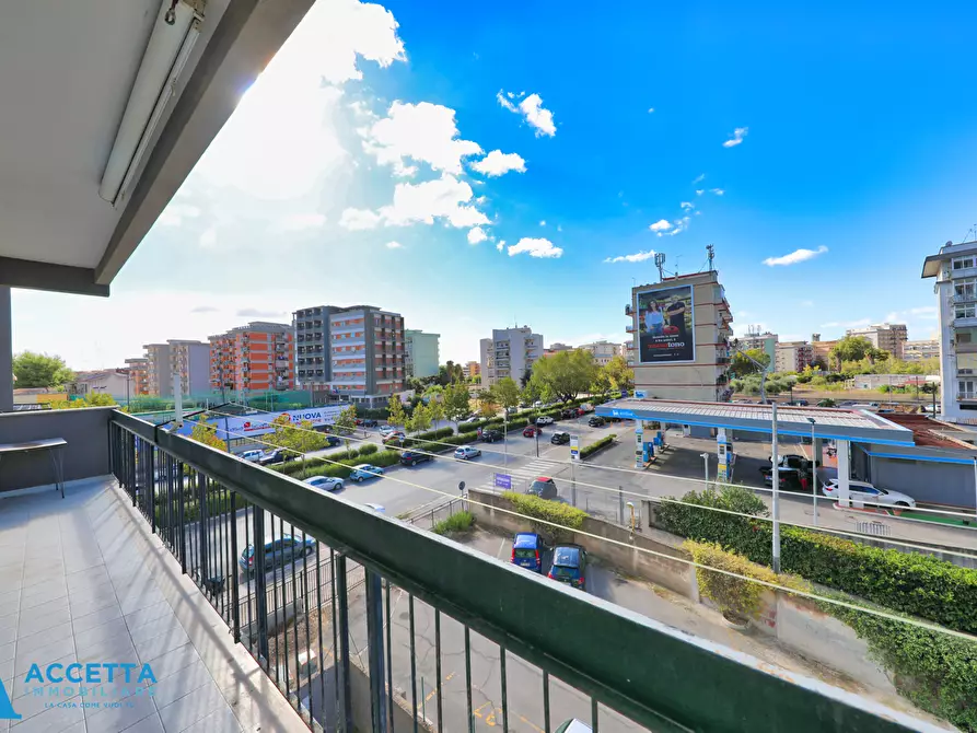 Immagine 11 di Quadrilocale in vendita  in Via Veneto 116 a Taranto