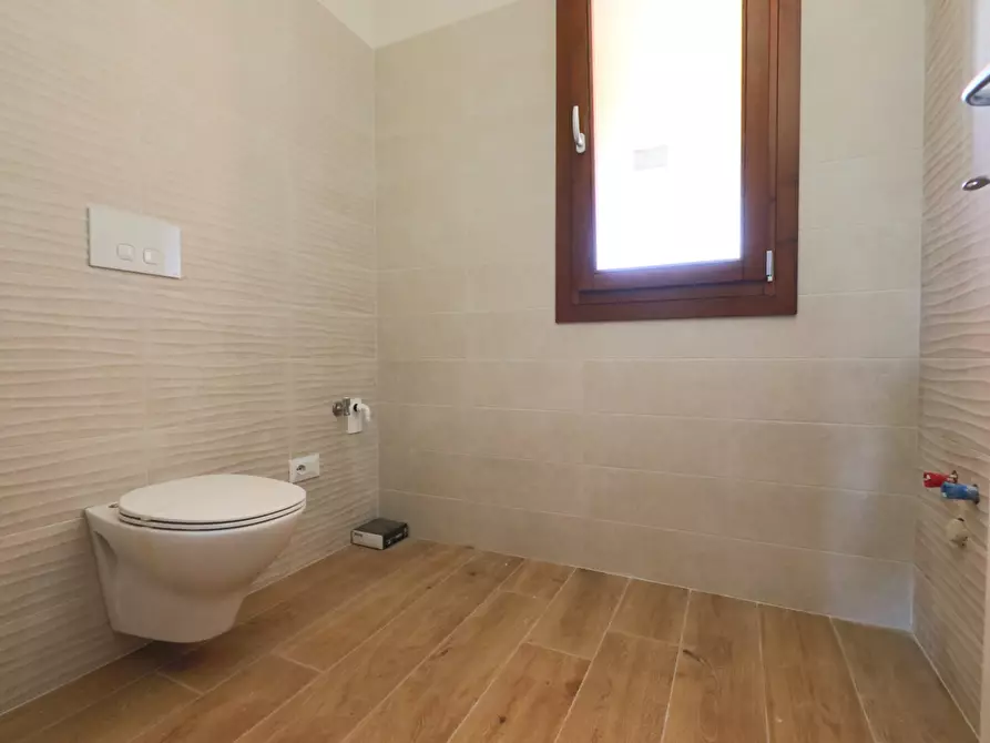 Immagine 14 di Villa in vendita  in Via Dayala a Taranto