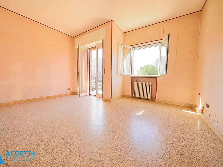 Immagine 6 di Quadrilocale in vendita  in Via Ancona 315 a Taranto