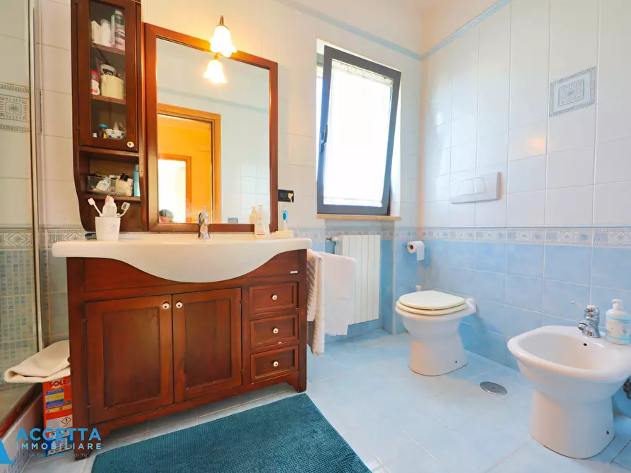 Immagine 16 di Villa in vendita  in Via Cantoni 20 a Taranto