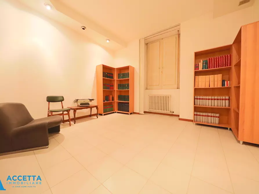 Immagine 7 di Bilocale in vendita  in Via Duca di Genova 63 a Taranto