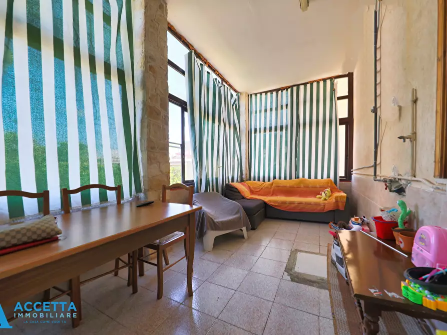 Immagine 13 di Trilocale in vendita  in Via Calata Livezza 24 a Taranto