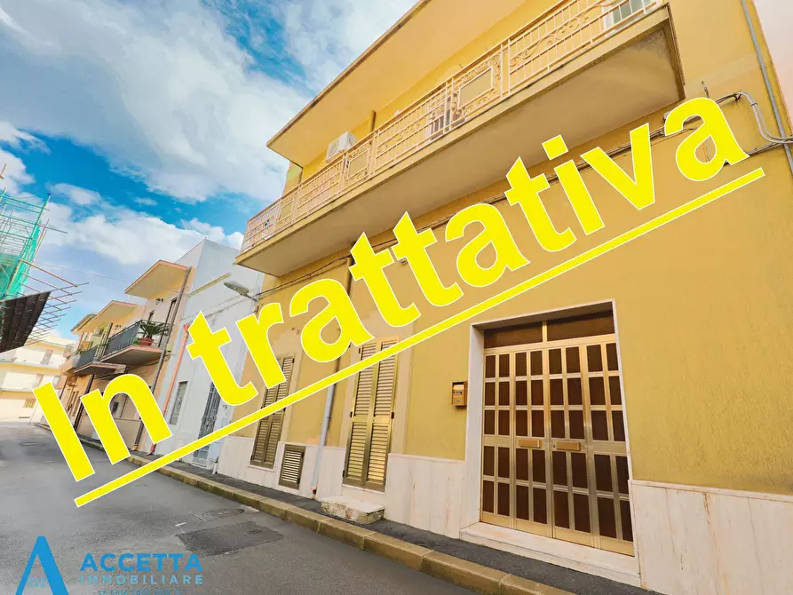 Immagine 1 di Appartamento in vendita  in Via Giuseppe Garibaldi 15 a Taranto