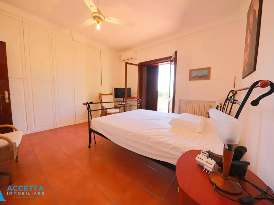 Immagine 22 di Villa in vendita  in Via Girasoli 292 a Taranto