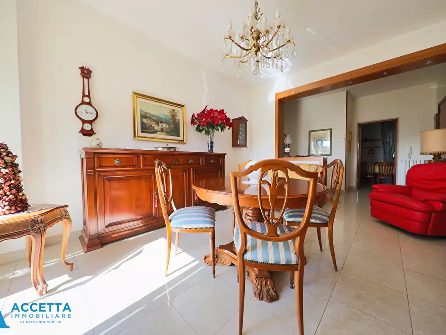 Immagine 6 di Quadrilocale in vendita  in Piazza Pio X 42 a Taranto