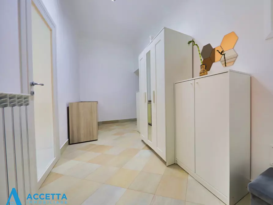 Immagine 8 di Trilocale in vendita  in Via Diego Peluso 38 a Taranto