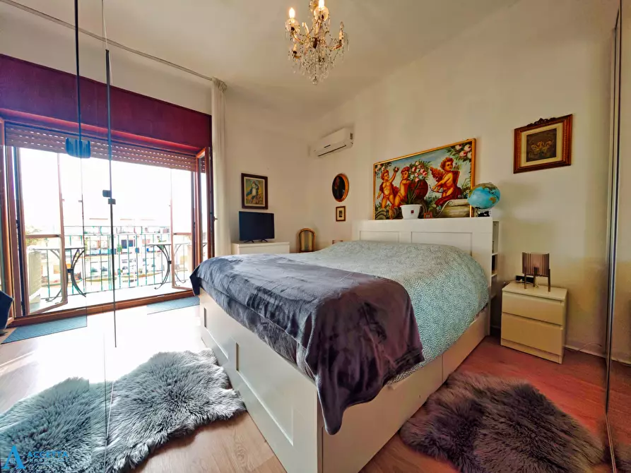 Immagine 13 di Trilocale in vendita  in Via Angelo Berardi 83 a Taranto