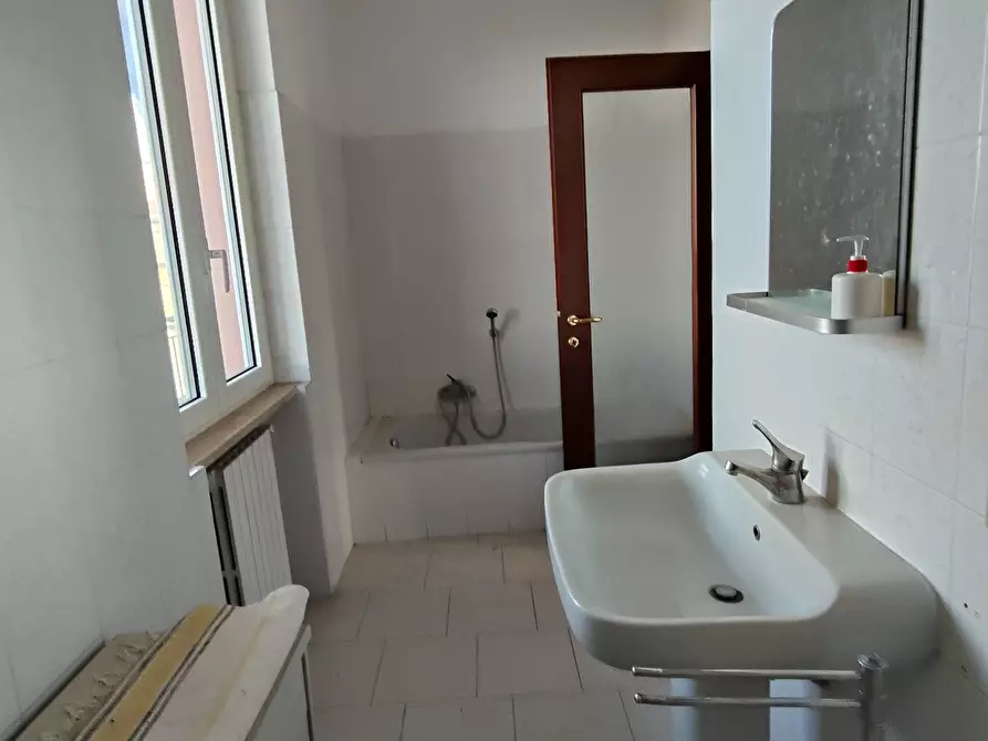 Immagine 10 di Bilocale in vendita  in Via Carlo Civardi a Stradella