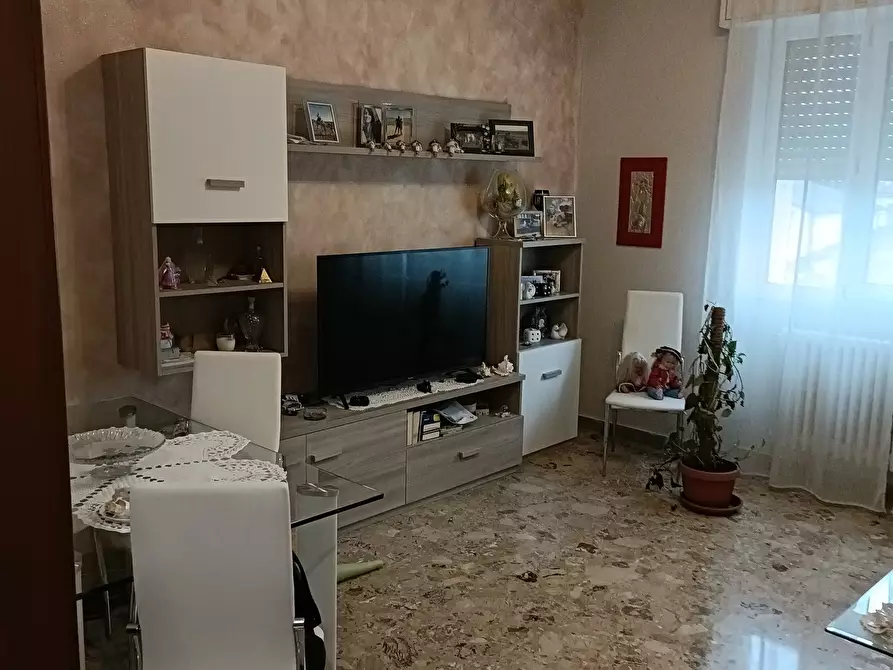 Immagine 7 di Trilocale in vendita  in semi-centrale a Pieve Porto Morone