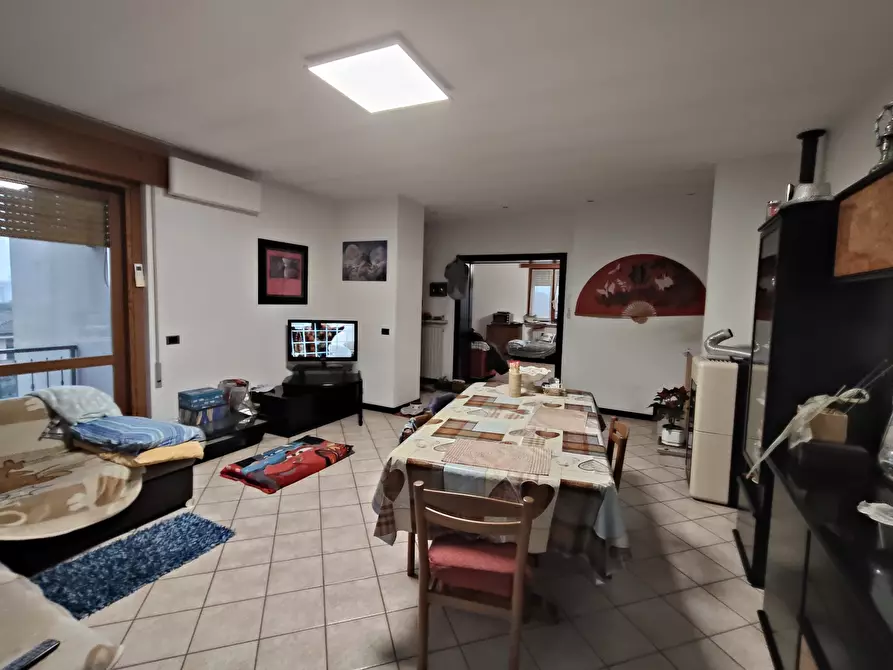 Immagine 13 di Quadrilocale in vendita  in via delle rose a Castel San Giovanni