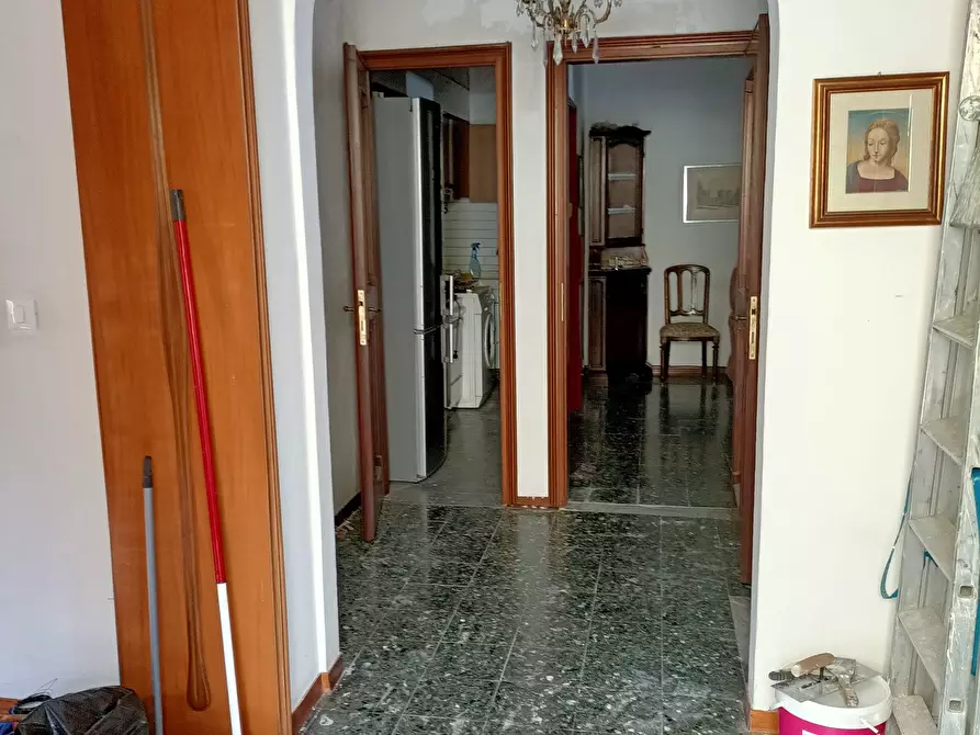 Immagine 13 di Pentalocale in vendita  in Via Strada Nuova 2 a Ziano Piacentino