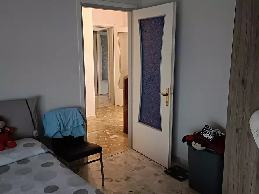 Immagine 3 di Trilocale in vendita  in semi-centrale a Pieve Porto Morone