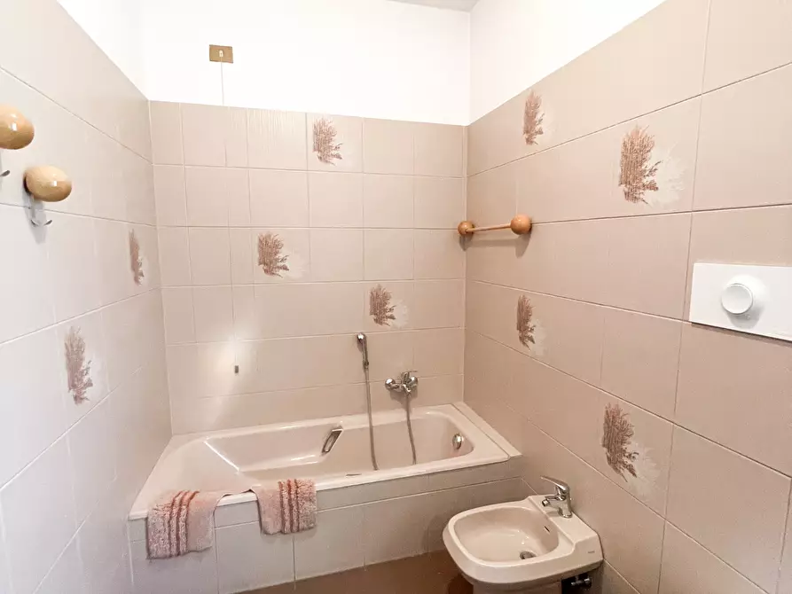 Immagine 9 di Villetta a schiera in vendita  in zona bocciodromo a Castel San Giovanni