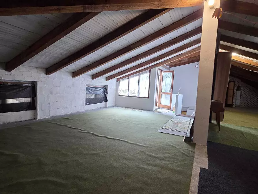 Immagine 37 di Villa in vendita  in costa sidoli a Ziano Piacentino