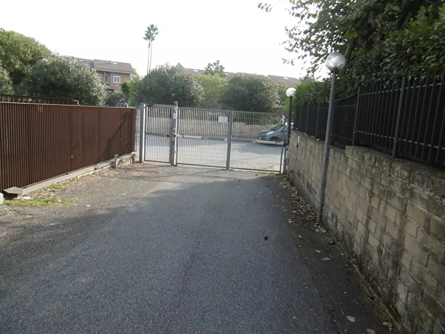 Immagine 35 di Trilocale in vendita  in VIA LORENZO ALLIEVI a Roma