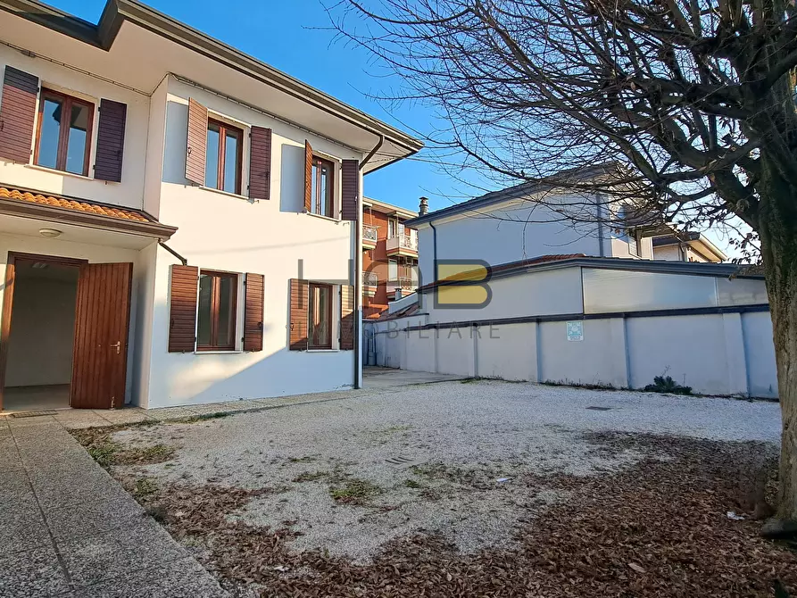 Immagine 3 di Casa indipendente in vendita  in Via Giovanni Battista Dalla Libera 7 a Padova