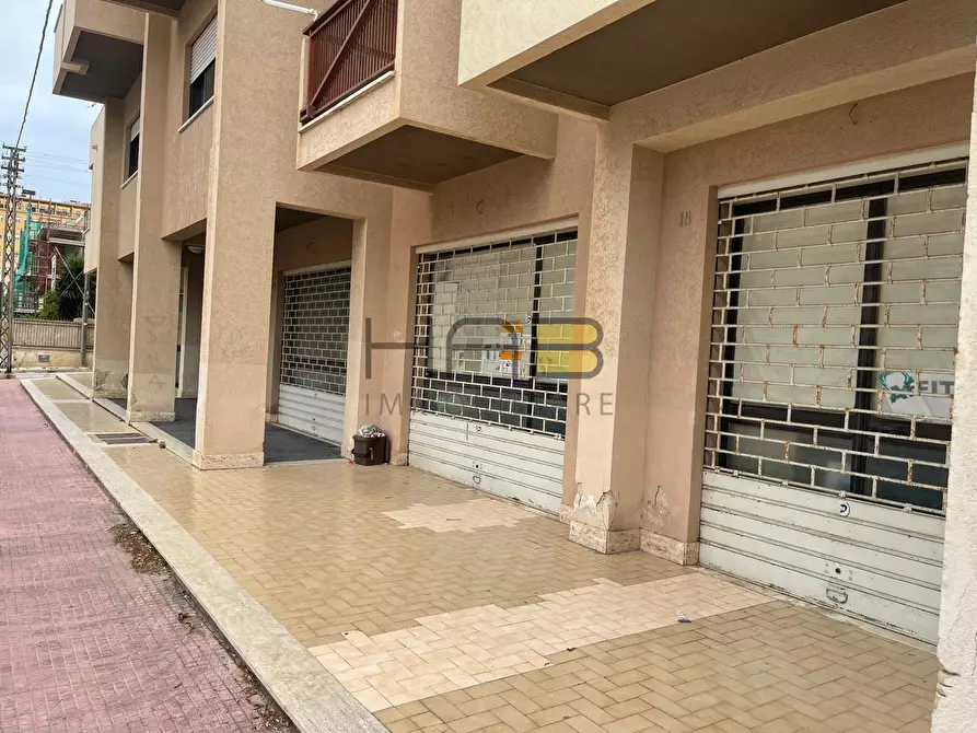 Immagine 1 di Attività artigianale in vendita  in Via Fratelli Aiuto a Erice