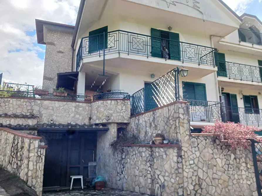 Immagine 8 di Villetta a schiera in vendita  in Via Frá Giacomo 35 a Baronissi