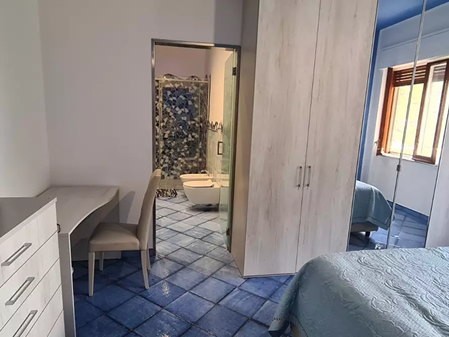 Immagine 10 di Trilocale in vendita  in Via Mauro Comite 7 a Amalfi