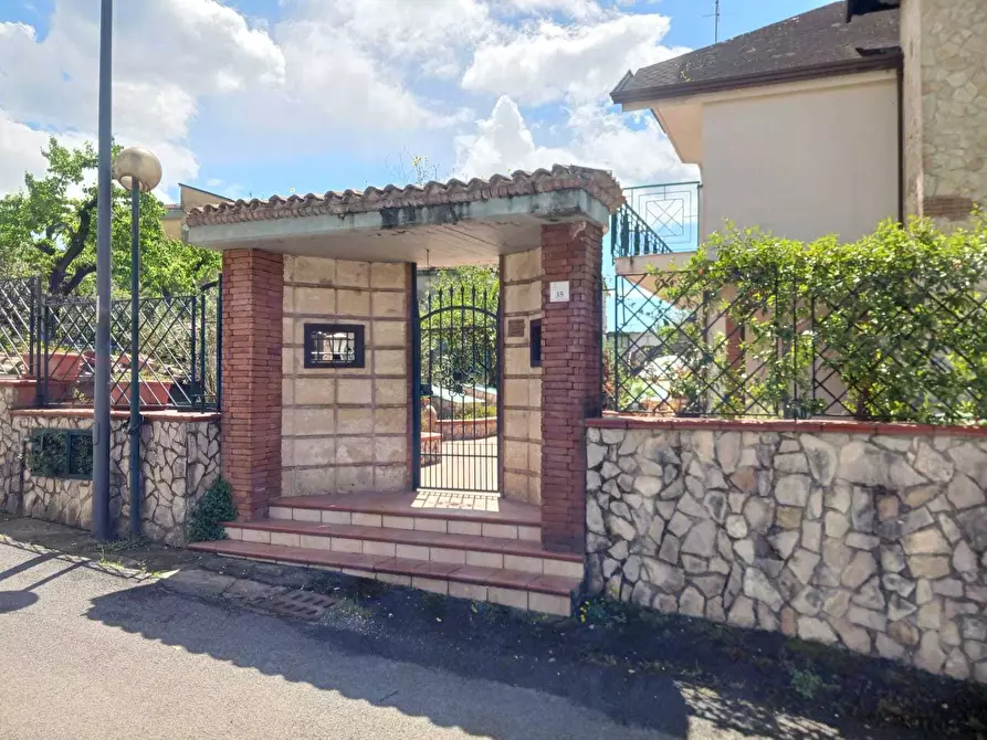 Immagine 7 di Villetta a schiera in vendita  in Via Frá Giacomo 35 a Baronissi