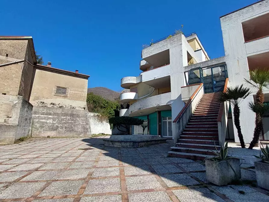 Immagine 12 di Appartamento in vendita  in piazza macchiarelli 4 a Fisciano