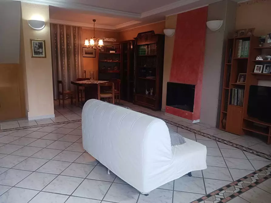 Immagine 11 di Villetta a schiera in vendita  in Via Frá Giacomo 35 a Baronissi