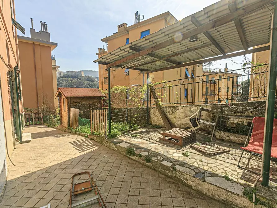 Immagine 18 di Bilocale in vendita  in Salita Murta 1a a Genova