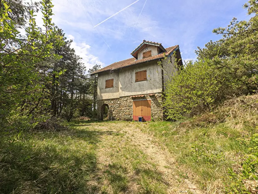 Immagine 70 di Casa indipendente in vendita  in via ai piani di praglia a Ceranesi