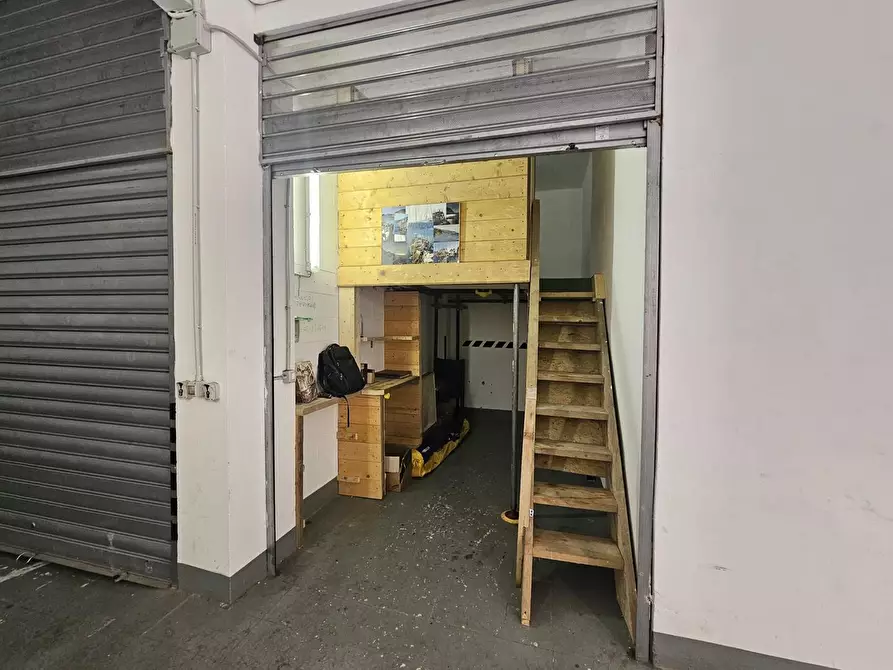 Immagine 3 di Garage in vendita  in circonvallazione 71r a Campomorone