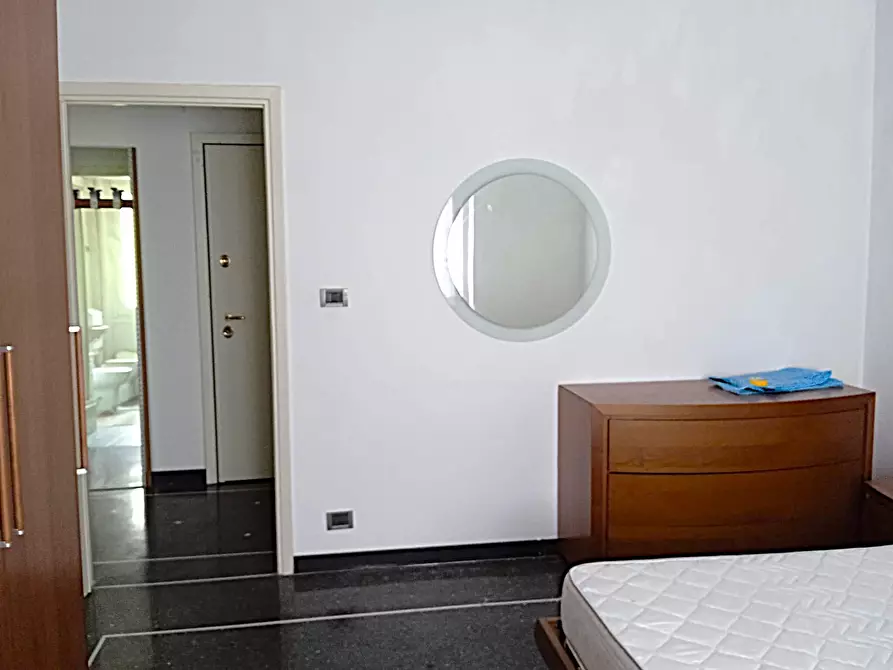 Immagine 11 di Bilocale in vendita  in Via Pierino Negrotto Cambiaso 4B a Genova