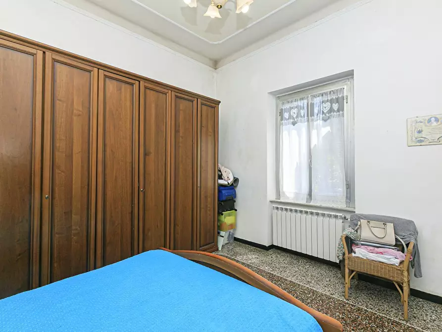 Immagine 28 di Pentalocale in vendita  in Via Val Sugana 9 a Genova