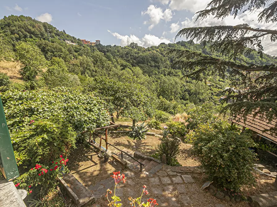 Immagine 49 di Villa in vendita  in Via privata Scanduè 23 a Serra Riccò