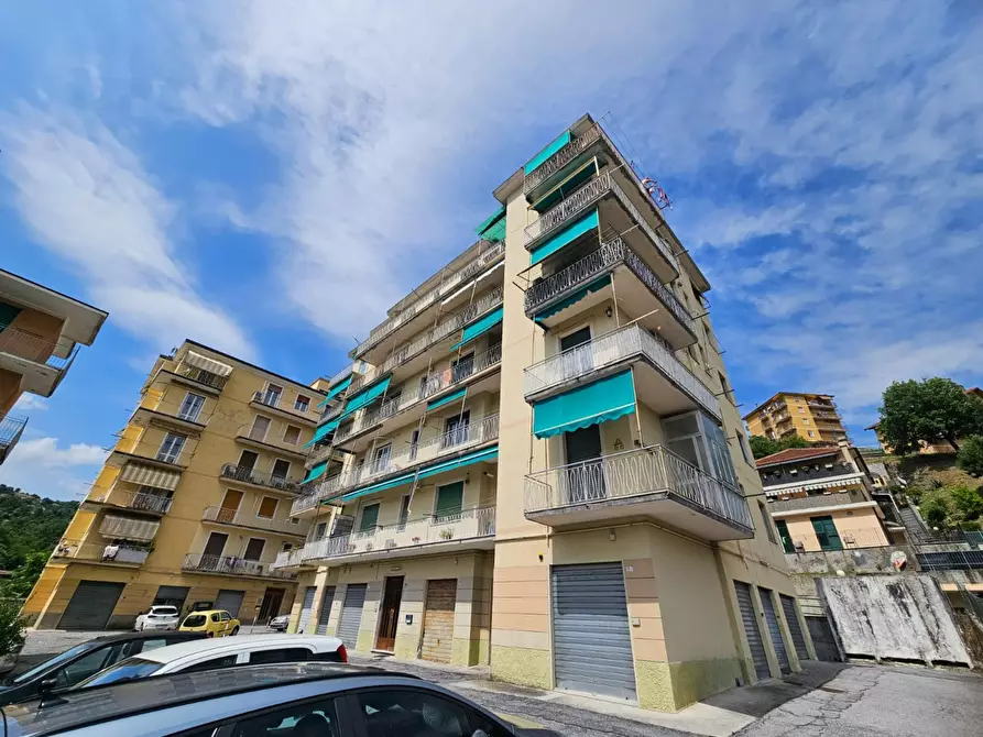 Immagine 40 di Quadrilocale in vendita  in Via Campomorone 105 a Genova