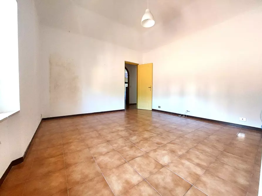 Immagine 4 di Bilocale in vendita  a Genova