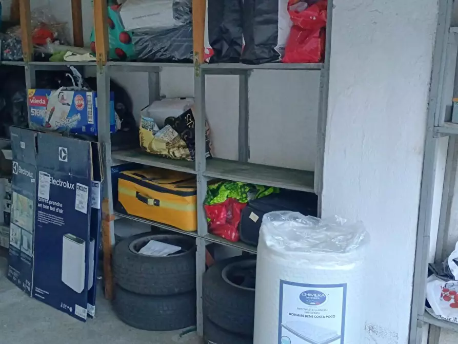 Immagine 11 di Magazzino in vendita  in Via martiri della libertà 256 a Campomorone