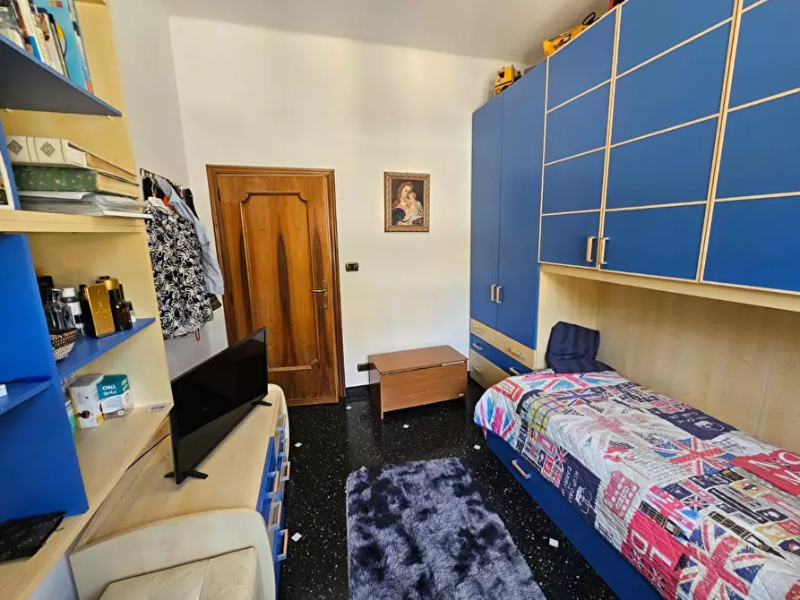 Immagine 23 di Quadrilocale in vendita  in Via Campomorone 105 a Genova