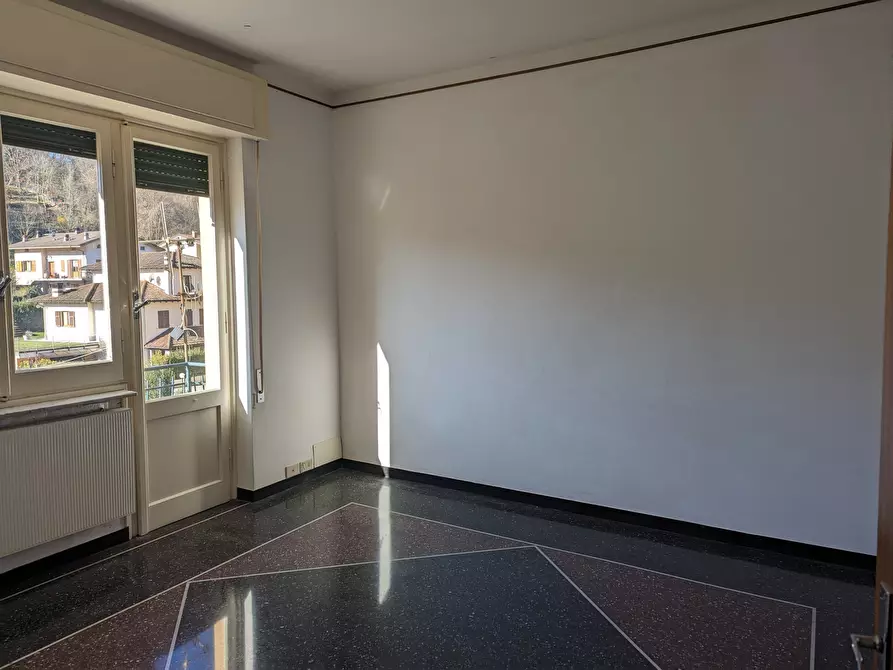 Immagine 22 di Quadrilocale in vendita  in Via Padre Francesco Borghero 33 a Ronco Scrivia