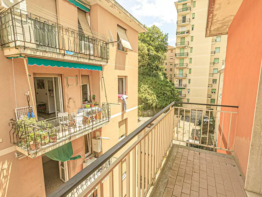 Immagine 28 di Pentalocale in vendita  in Via alcide de gasperi 28 a Campomorone