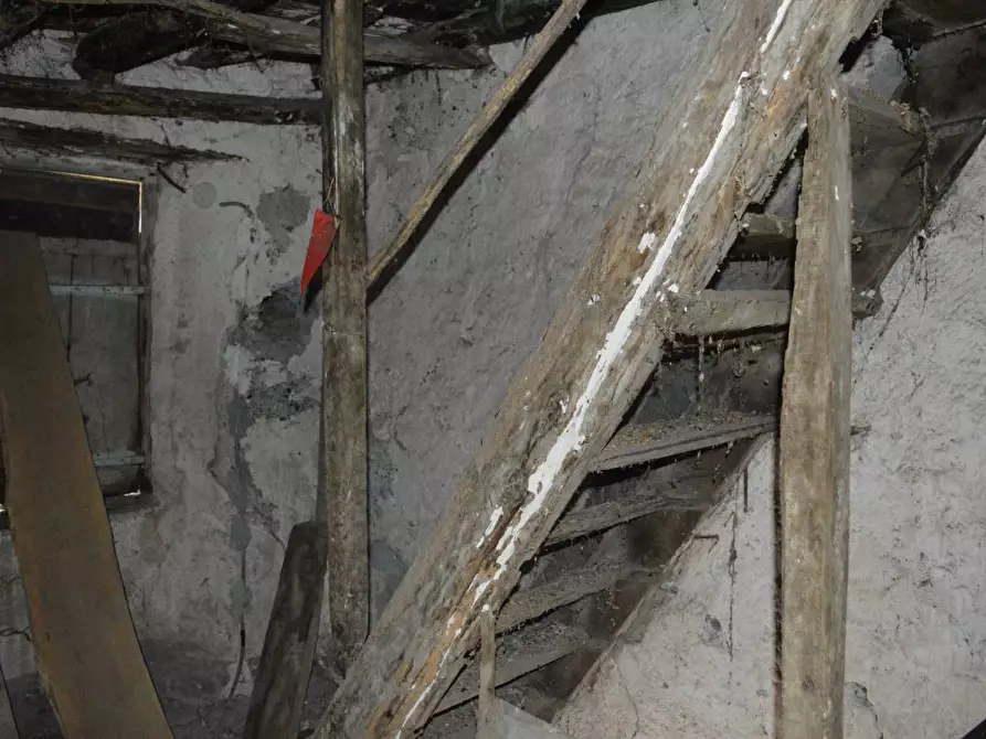 Immagine 17 di Casa indipendente in vendita  a Ceranesi