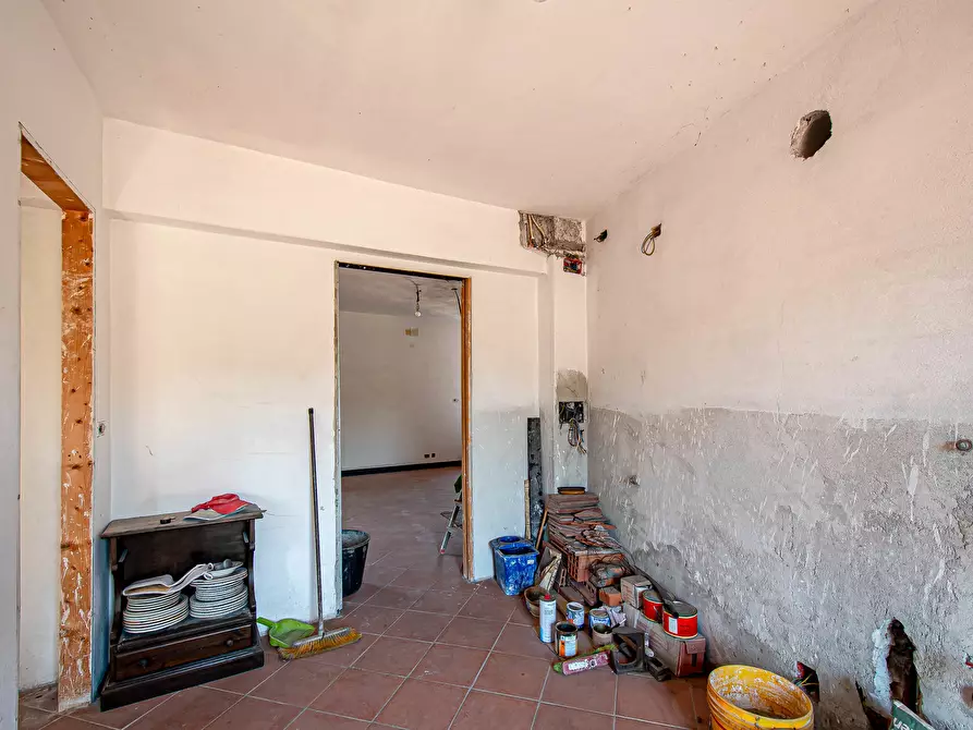 Immagine 6 di Trilocale in vendita  in Via Luigi Nino Malerba 2727 a Busalla