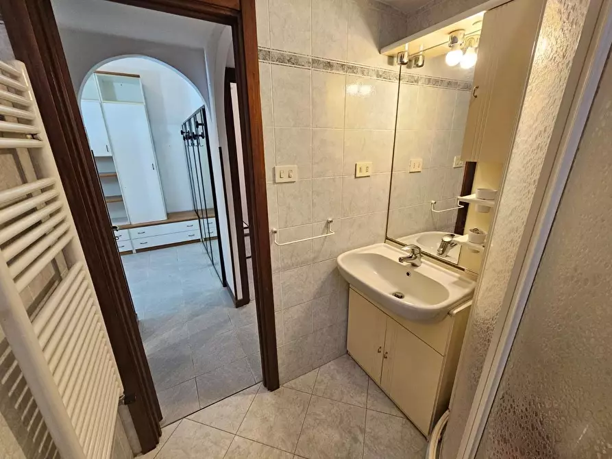 Immagine 18 di Quadrilocale in affitto  in Via Giovanni Revello 41 a Genova